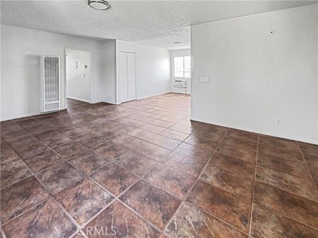 8800 Cedros Avenue 209, Panorama City (los Angeles), CA 91402