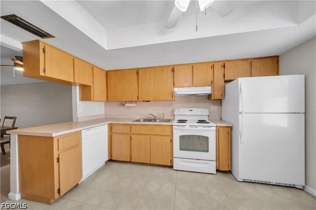 836 SW Trafalgar PKWY A, Cape Coral, FL 33991