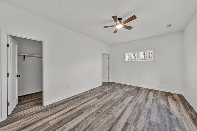 103 Bluff CT, Moneta, VA 24121