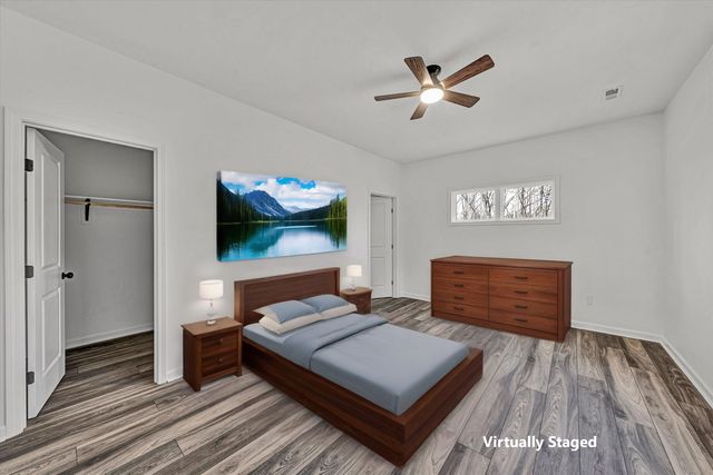 103 Bluff CT, Moneta, VA 24121