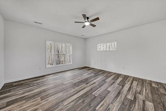 103 Bluff CT, Moneta, VA 24121