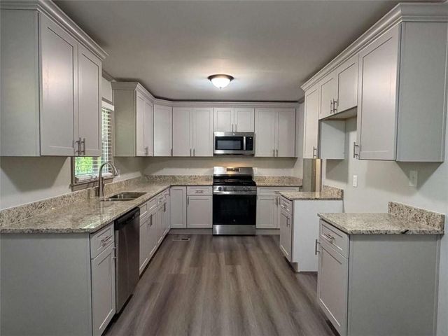 11601 Veterans Memorial Highway, Douglasville, GA 30134