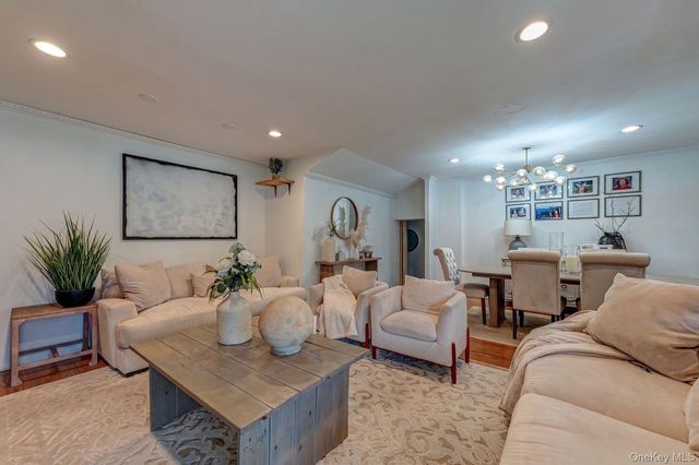 22 Dollard Drive, North Babylon, NY 11703