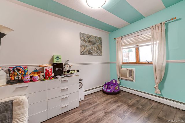 22 Dollard Drive, North Babylon, NY 11703