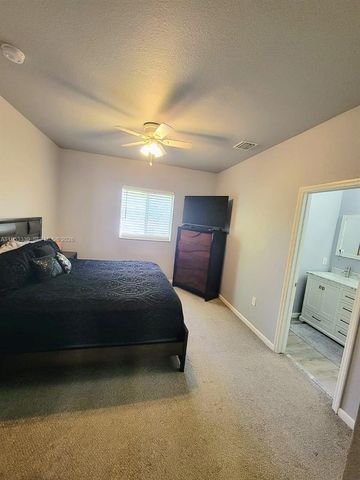 8306 Santa Monica Ave, Tamarac, FL 33321