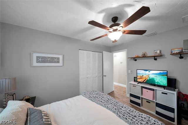 873 Hofstra DR, Fort Myers, FL 33919