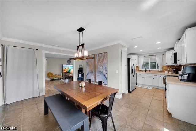 873 Hofstra DR, Fort Myers, FL 33919