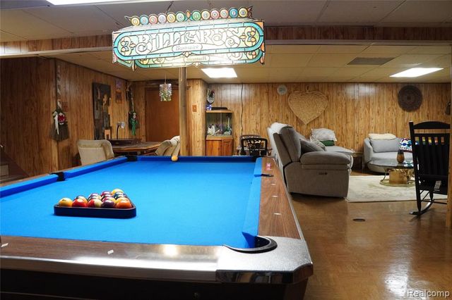 19445 Mcintyre Street, Detroit, MI 48219