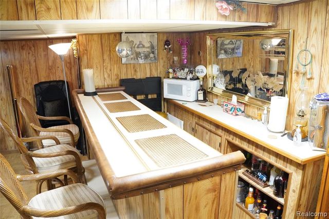 19445 Mcintyre Street, Detroit, MI 48219