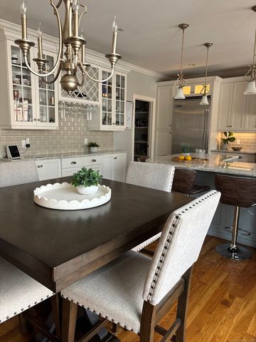 7 Newcastle Place, Farmington, CT 06085