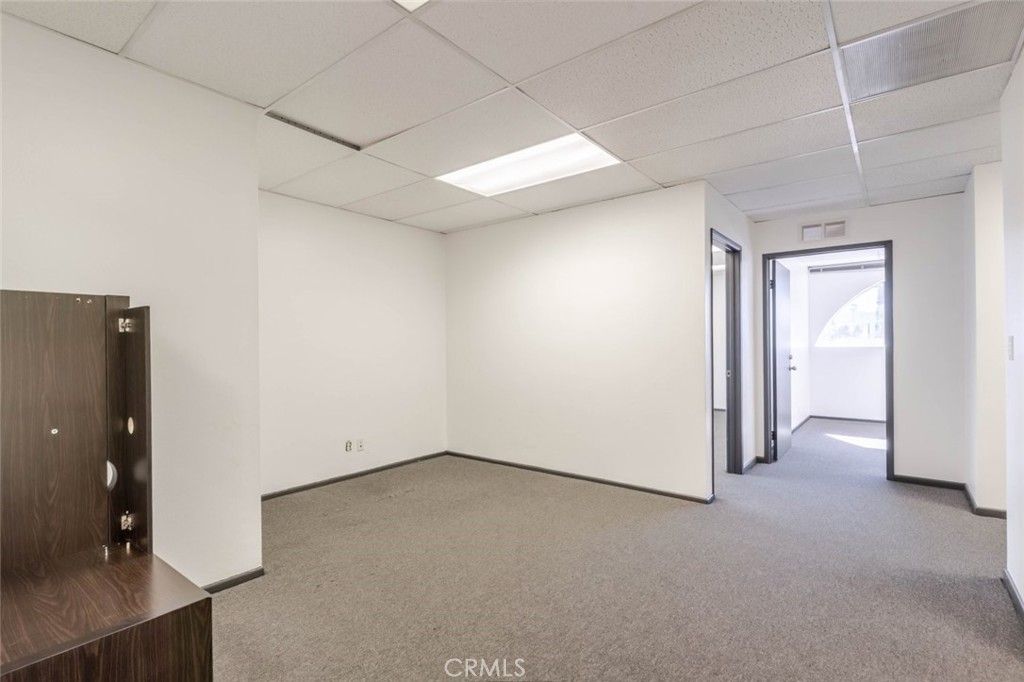 14847 Magnolia Boulevard 201, Sherman Oaks, CA 91403 — photo 5