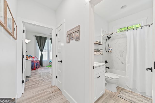 516 Winding Way, Hartwell, GA 30643