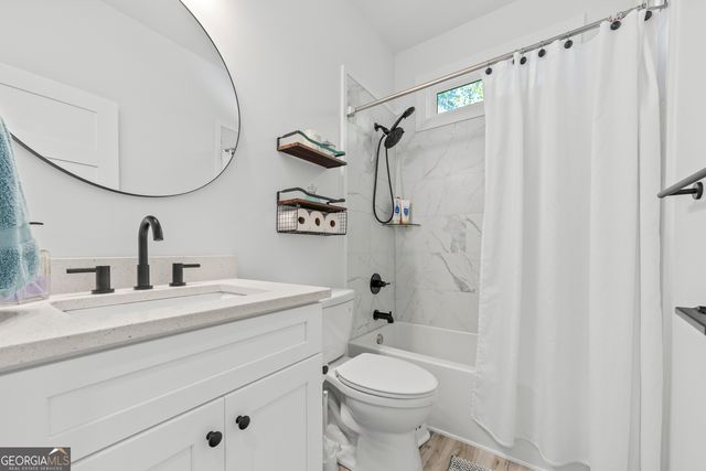 516 Winding Way, Hartwell, GA 30643