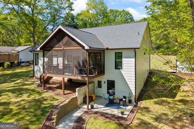 516 Winding Way, Hartwell, GA 30643
