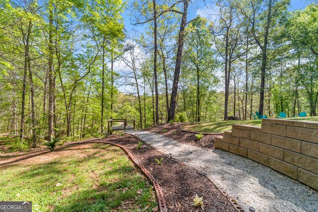 516 Winding Way, Hartwell, GA 30643