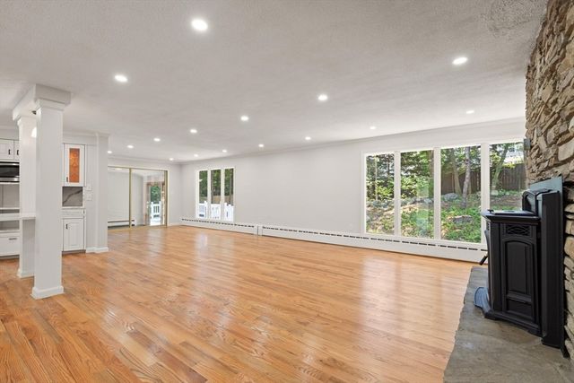 5 Woodland Drive, Paxton, MA 01612