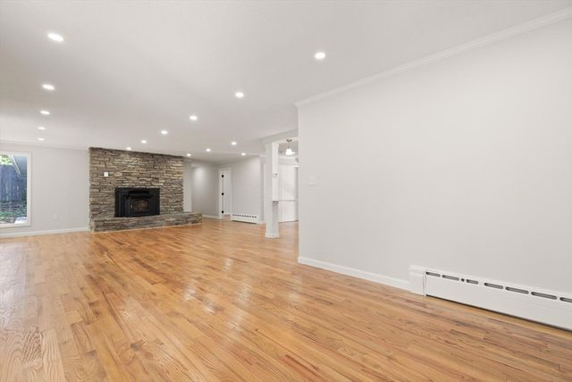 5 Woodland Drive, Paxton, MA 01612