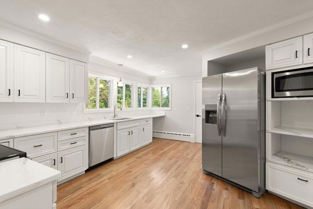 5 Woodland Drive, Paxton, MA 01612