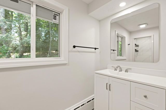 5 Woodland Drive, Paxton, MA 01612
