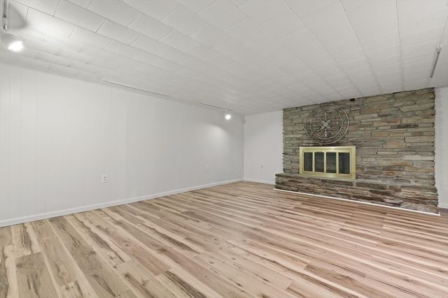 5 Woodland Drive, Paxton, MA 01612