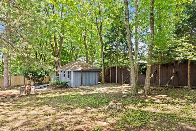 5 Woodland Drive, Paxton, MA 01612