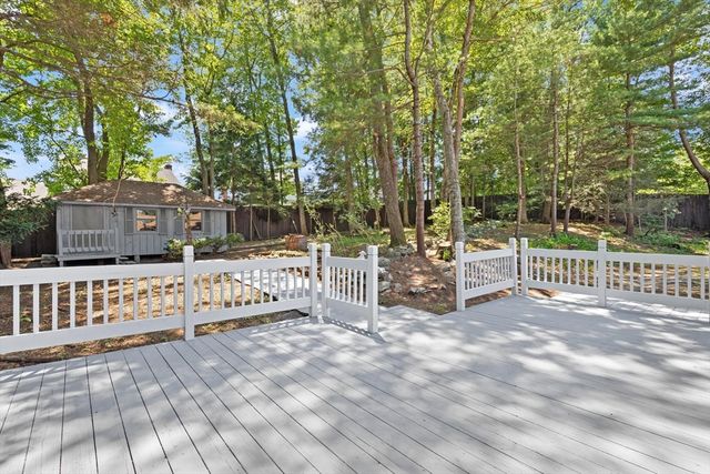 5 Woodland Drive, Paxton, MA 01612