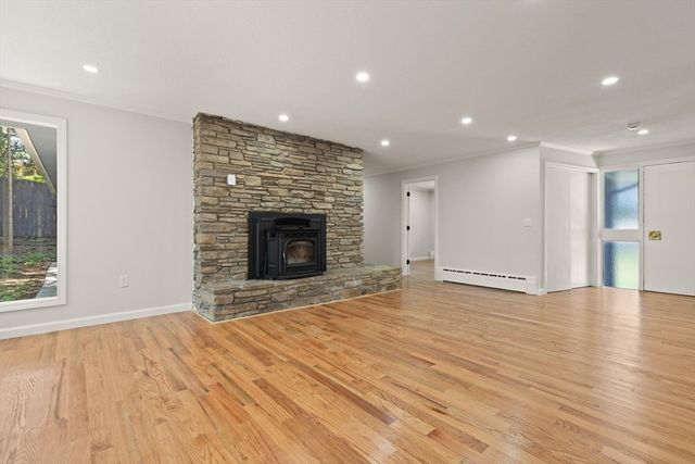 5 Woodland Drive, Paxton, MA 01612