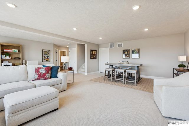 7314 N 177th Street, Bennington, NE 68007