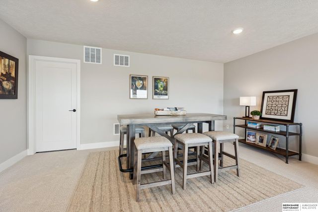 7314 N 177th Street, Bennington, NE 68007