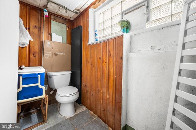 205 WEMBLY RD, Upper Darby, PA 19082