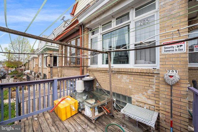 205 WEMBLY RD, Upper Darby, PA 19082