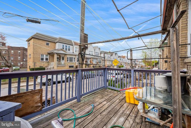 205 WEMBLY RD, Upper Darby, PA 19082