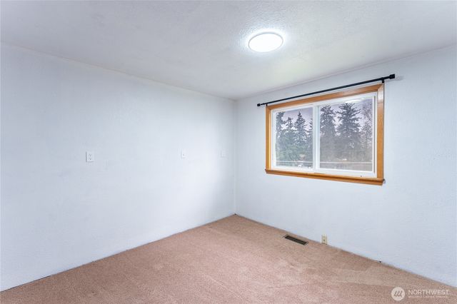 14239 8th Avenue S, Burien, WA 98168