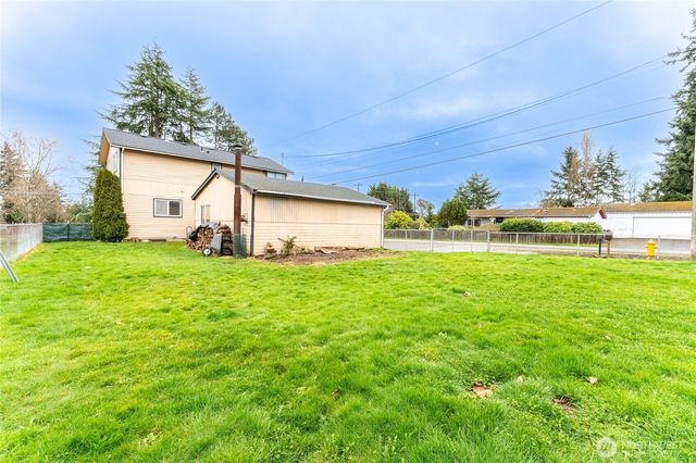 14239 8th Avenue S, Burien, WA 98168