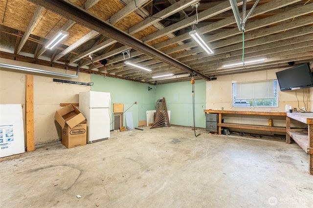 14239 8th Avenue S, Burien, WA 98168