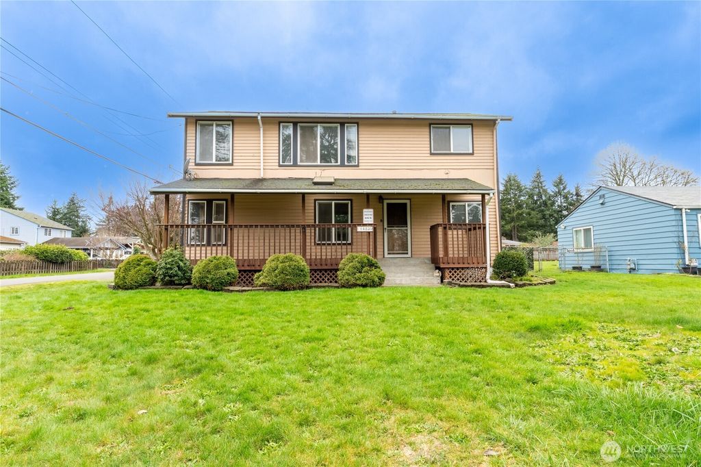 14239 8th Avenue S, Burien, WA 98168