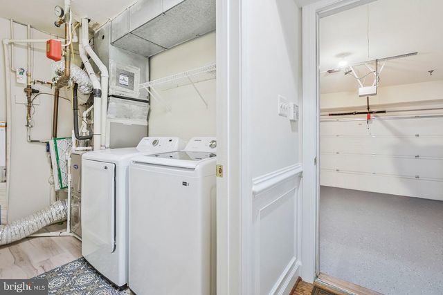 1324 ADAMS CT, Arlington, VA 22201