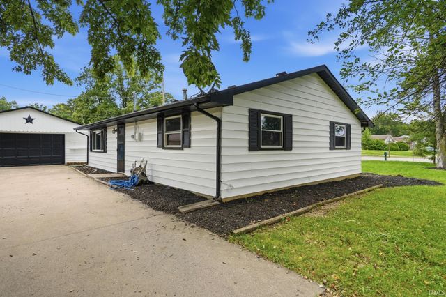 3330 Hobson Road, Fort Wayne, IN 46815
