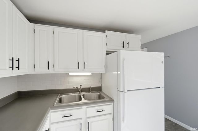 3330 Hobson Road, Fort Wayne, IN 46815