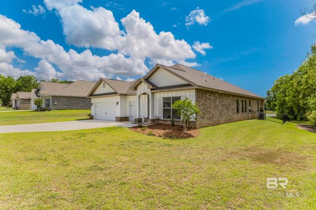 200 Spur Avenue, Fairhope, AL 36532