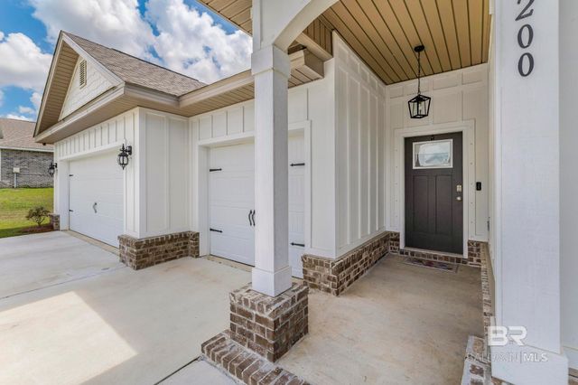 200 Spur Avenue, Fairhope, AL 36532