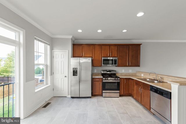 104 PINTANGLE CT, Stephenson, VA 22656