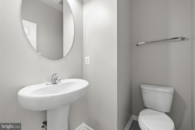 104 PINTANGLE CT, Stephenson, VA 22656