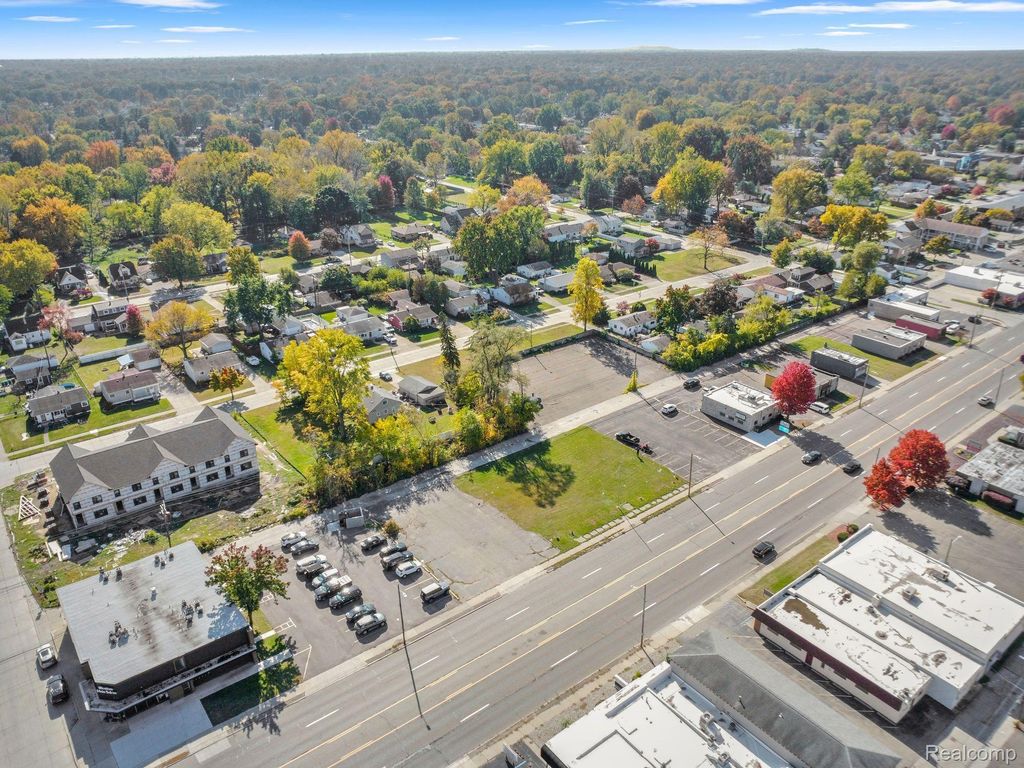 30759 FORD Road, Garden City, MI 48135