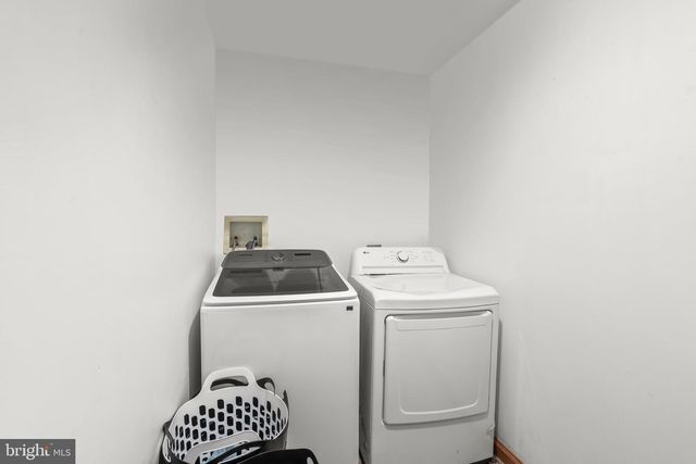 102 DEERVIEW DR, Newville, PA 17241