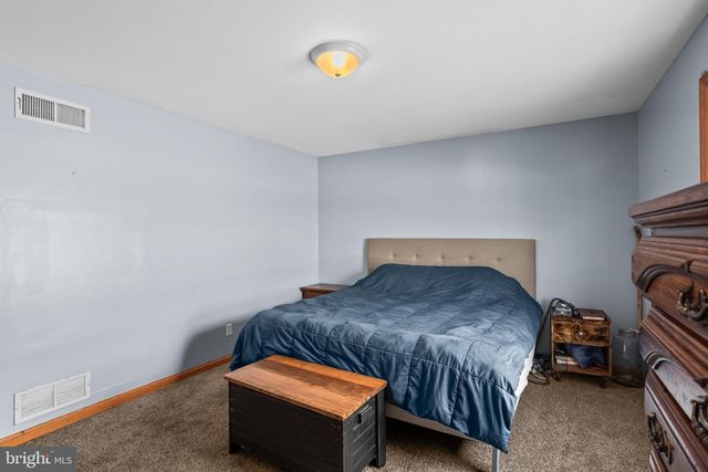 102 DEERVIEW DR, Newville, PA 17241