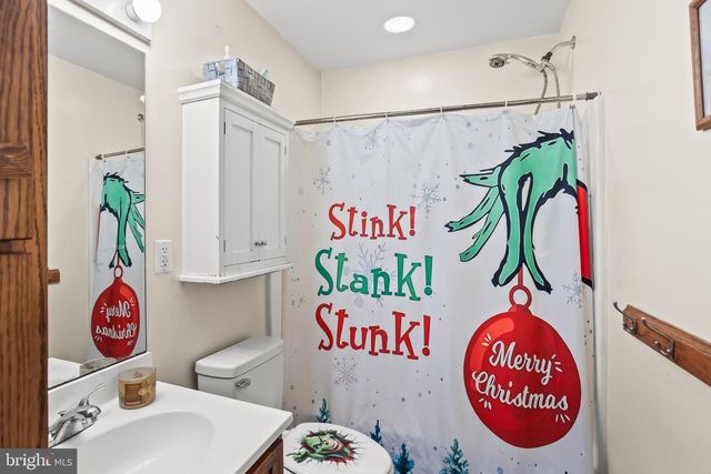 102 DEERVIEW DR, Newville, PA 17241