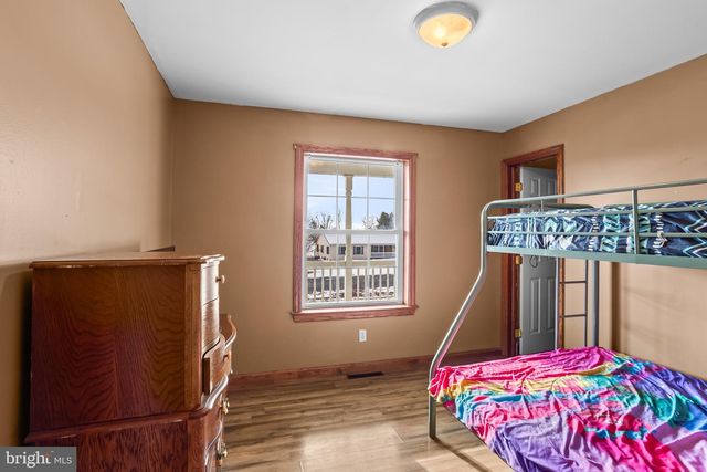 102 DEERVIEW DR, Newville, PA 17241