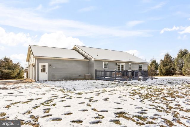 102 DEERVIEW DR, Newville, PA 17241