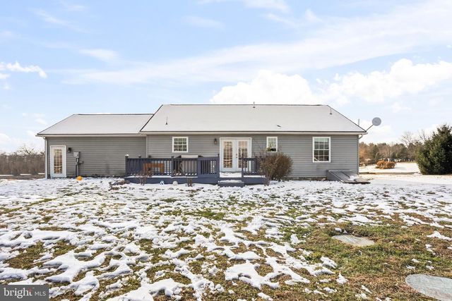 102 DEERVIEW DR, Newville, PA 17241